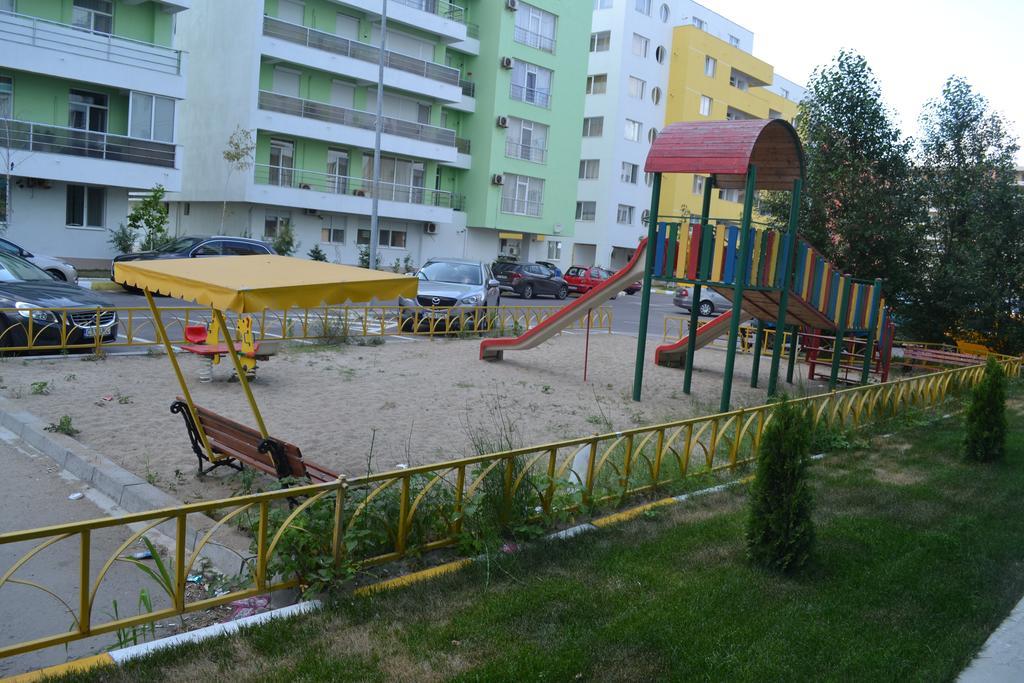 Apartament Antonia Summerland 마마이아 외부 사진