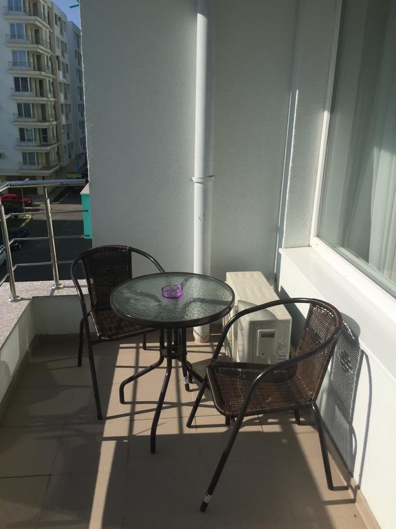 Apartament Antonia Summerland 마마이아 외부 사진
