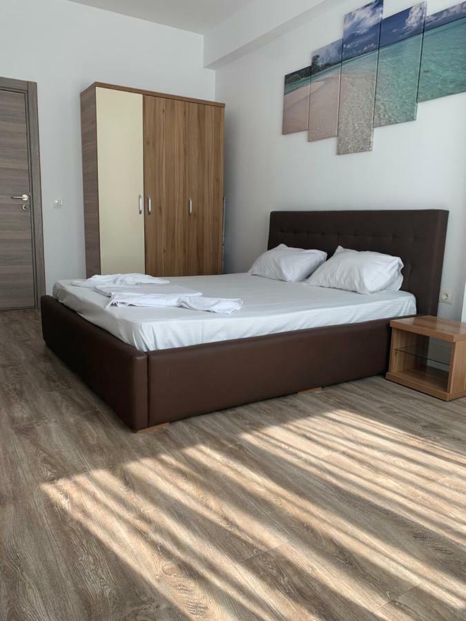 Apartament Antonia Summerland 마마이아 외부 사진