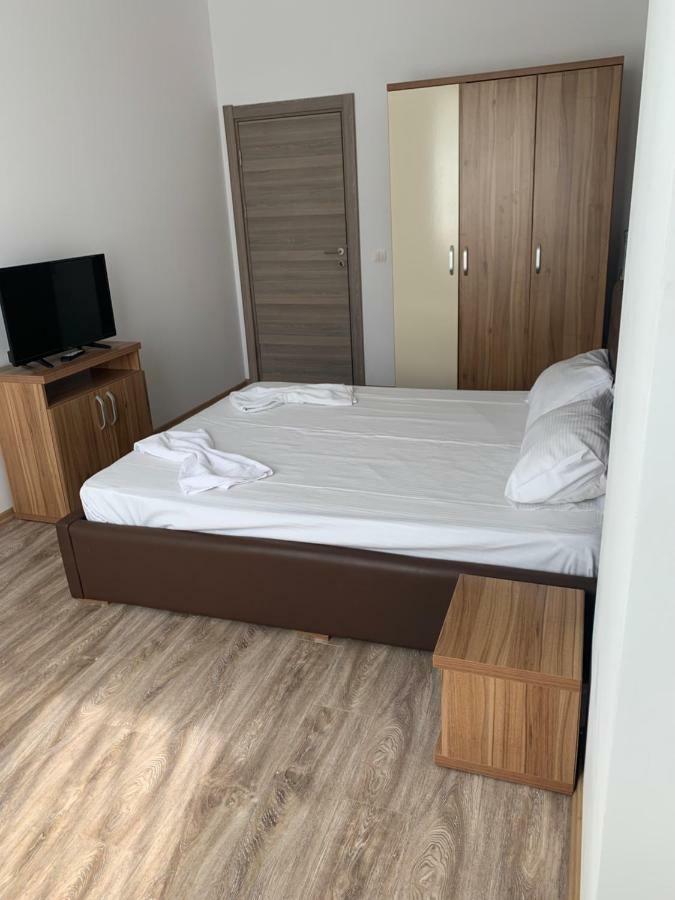 Apartament Antonia Summerland 마마이아 외부 사진